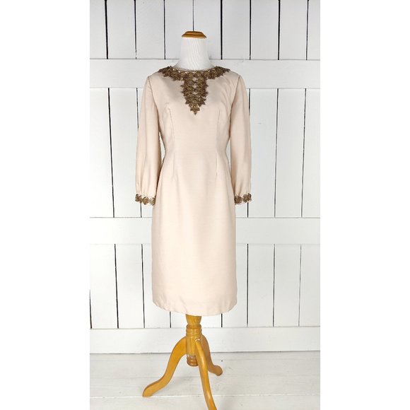 Vintage 1950s Ranees Clothiers gold beaded champagne long sleeve shift dress - Picture 1 of 10